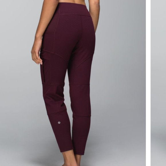 Lululemon Maroon Om & Roam Untight Tight Yoga Travel Athliesure Size 4 - Picture 14 of 14
